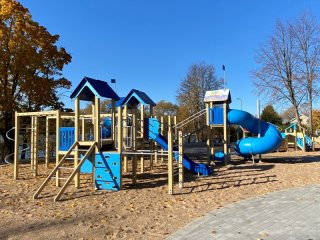 Vaikų žaidimų aikštelė „Piratų sala“ – nauja erdvė mažiesiems lankytojams