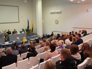 Zarasuose pristatyta dr. Aldonos Vasiliauskienės mokslinė biografija „Kunigas Jonas Steponavičius...