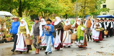 Rudens mugė „Derliaus banga“ subūrė Zarasų krašto žmones