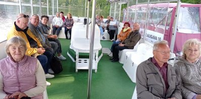 Suvieko kaimo bendruomenės kelionė į Latviją: nuo pilies griuvėsių iki teatralizuotų vestuvių